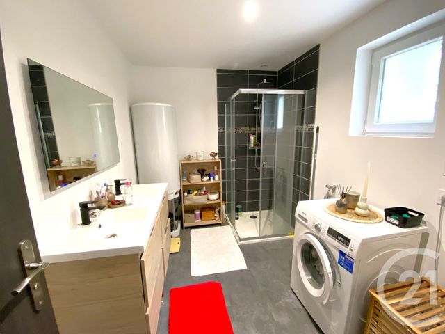 maison à vendre - 5 pièces - 83.31 m2 - LA CHAPELLE LAUNAY - 44 - PAYS-DE-LOIRE - Century 21 Espace De L'Isac