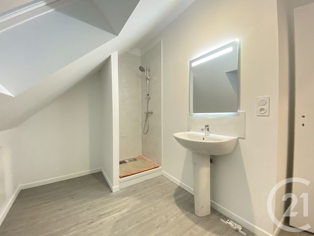 maison à louer - 5 pièces - 90.0 m2 - PLESSE - 44 - PAYS-DE-LOIRE - Century 21 Espace De L'Isac