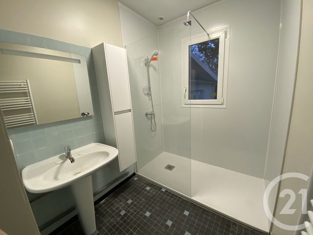 maison à louer - 5 pièces - 90.0 m2 - PLESSE - 44 - PAYS-DE-LOIRE - Century 21 Espace De L'Isac