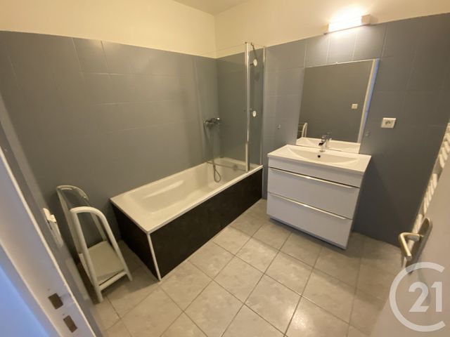 Appartement T2 à louer - 2 pièces - 52.04 m2 - BLAIN - 44 - PAYS-DE-LOIRE - Century 21 Espace De L'Isac