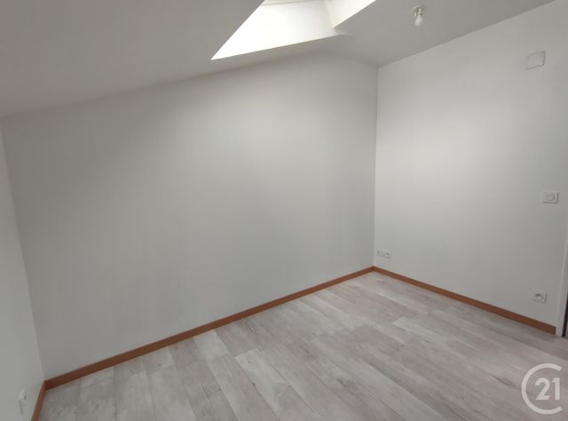 maison à louer - 5 pièces - 91.61 m2 - PLESSE - 44 - PAYS-DE-LOIRE - Century 21 Espace De L'Isac