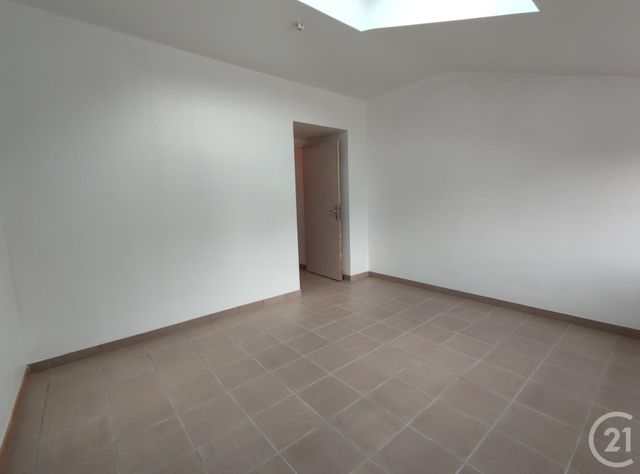 maison à louer - 5 pièces - 91.61 m2 - PLESSE - 44 - PAYS-DE-LOIRE - Century 21 Espace De L'Isac