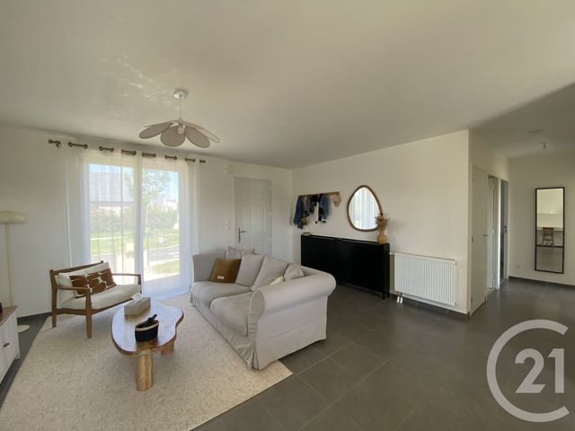 maison à louer - 4 pièces - 84.14 m2 - BLAIN - 44 - PAYS-DE-LOIRE - Century 21 Espace De L'Isac
