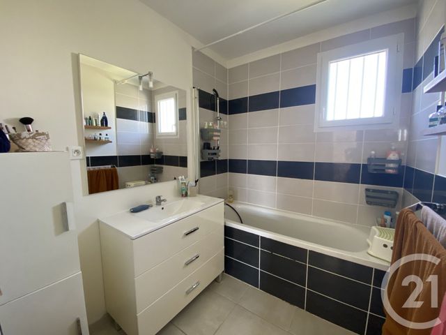 maison à louer - 4 pièces - 84.14 m2 - BLAIN - 44 - PAYS-DE-LOIRE - Century 21 Espace De L'Isac