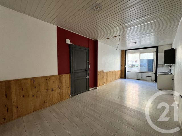 Appartement T2 à vendre - 2 pièces - 46.69 m2 - NOZAY - 44 - PAYS-DE-LOIRE - Century 21 Espace De L'Isac