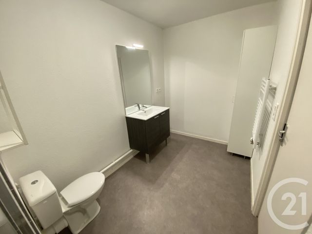 Appartement T2 à louer - 2 pièces - 41.42 m2 - BLAIN - 44 - PAYS-DE-LOIRE - Century 21 Espace De L'Isac