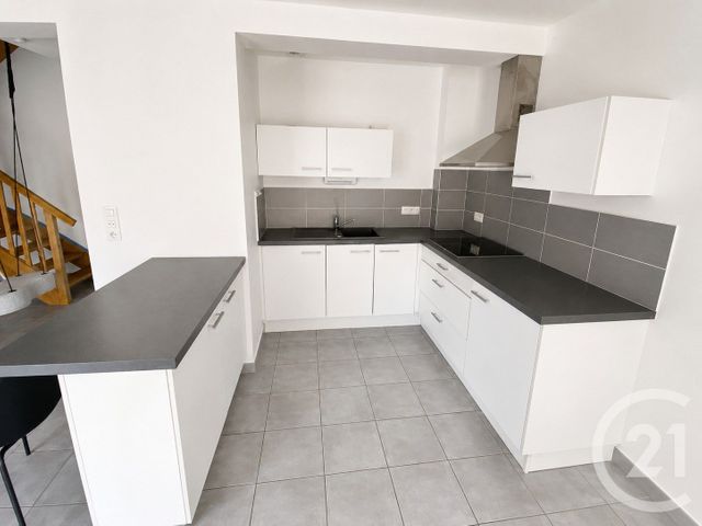 maison à louer - 4 pièces - 89.19 m2 - STE LUCE SUR LOIRE - 44 - PAYS-DE-LOIRE - Century 21 Espace De L'Isac