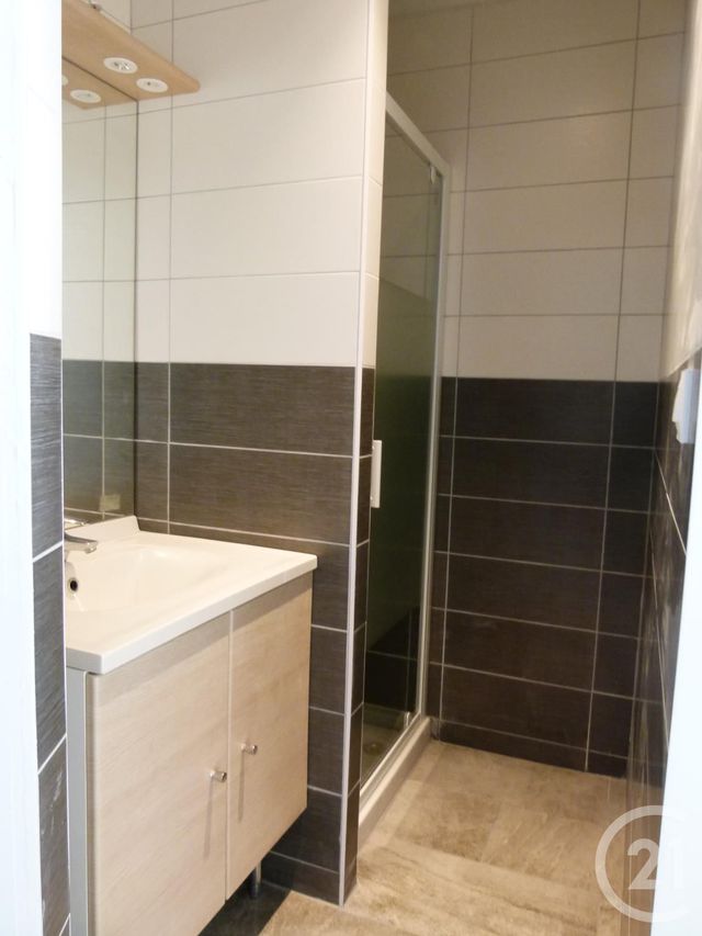 Appartement T2 à louer - 2 pièces - 34.97 m2 - PLESSE - 44 - PAYS-DE-LOIRE - Century 21 Espace De L'Isac