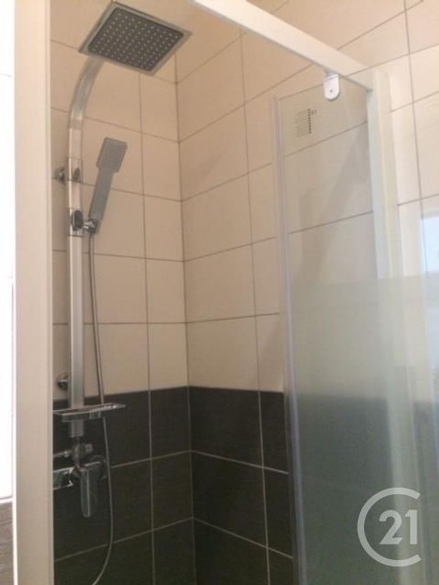 Appartement T2 à louer - 2 pièces - 34.97 m2 - PLESSE - 44 - PAYS-DE-LOIRE - Century 21 Espace De L'Isac