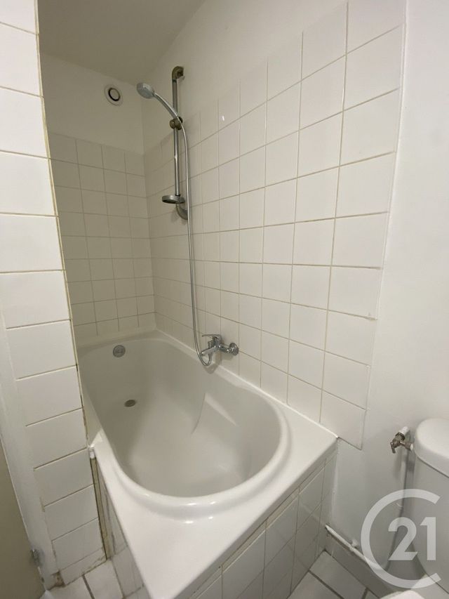 Appartement T1 à louer - 1 pièce - 30.6 m2 - FAY DE BRETAGNE - 44 - PAYS-DE-LOIRE - Century 21 Espace De L'Isac