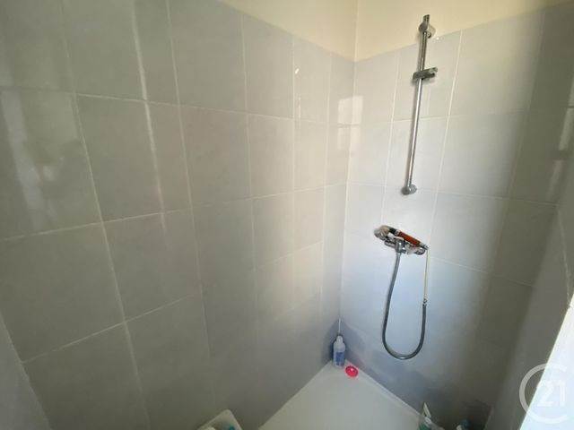 Appartement T3 à louer - 3 pièces - 62.35 m2 - FAY DE BRETAGNE - 44 - PAYS-DE-LOIRE - Century 21 Espace De L'Isac