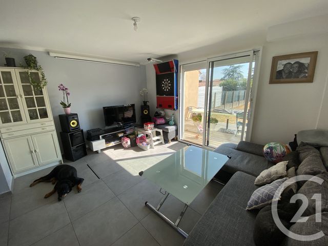 maison à louer - 4 pièces - 80.0 m2 - BOUGUENAIS - 44 - PAYS-DE-LOIRE - Century 21 Espace De L'Isac