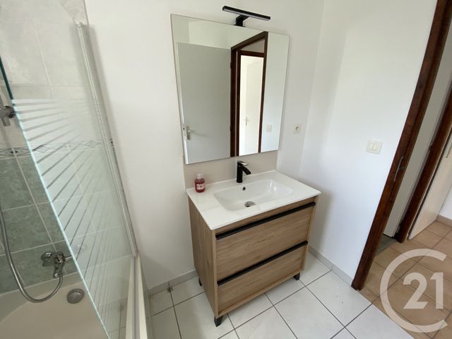 maison à louer - 3 pièces - 70.34 m2 - PLESSE - 44 - PAYS-DE-LOIRE - Century 21 Espace De L'Isac