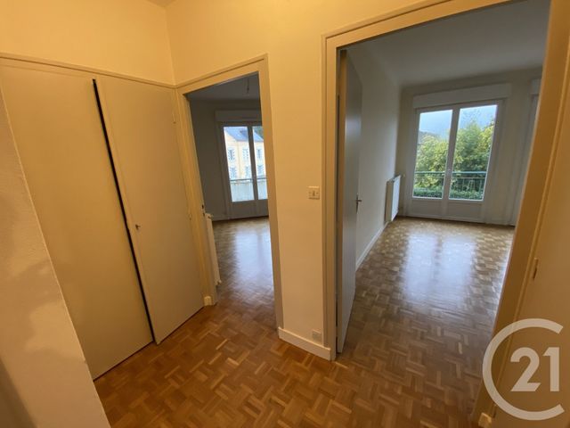 Appartement T5 à louer - 6 pièces - 120.45 m2 - PLESSE - 44 - PAYS-DE-LOIRE - Century 21 Espace De L'Isac