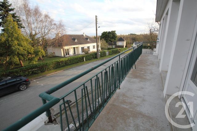 Appartement T5 à louer - 6 pièces - 120.45 m2 - PLESSE - 44 - PAYS-DE-LOIRE - Century 21 Espace De L'Isac