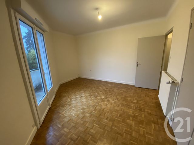 Appartement T5 à louer - 6 pièces - 120.45 m2 - PLESSE - 44 - PAYS-DE-LOIRE - Century 21 Espace De L'Isac