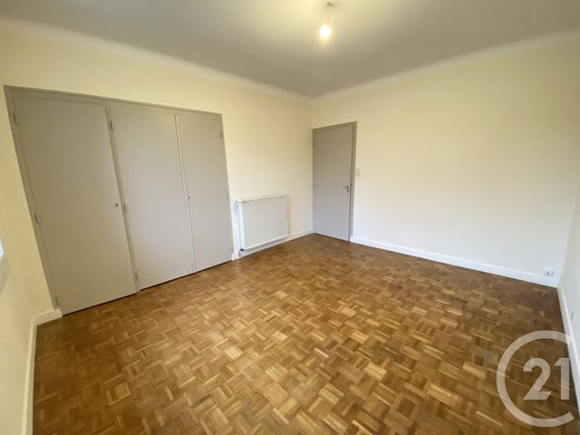 Appartement T5 à louer - 6 pièces - 120.45 m2 - PLESSE - 44 - PAYS-DE-LOIRE - Century 21 Espace De L'Isac