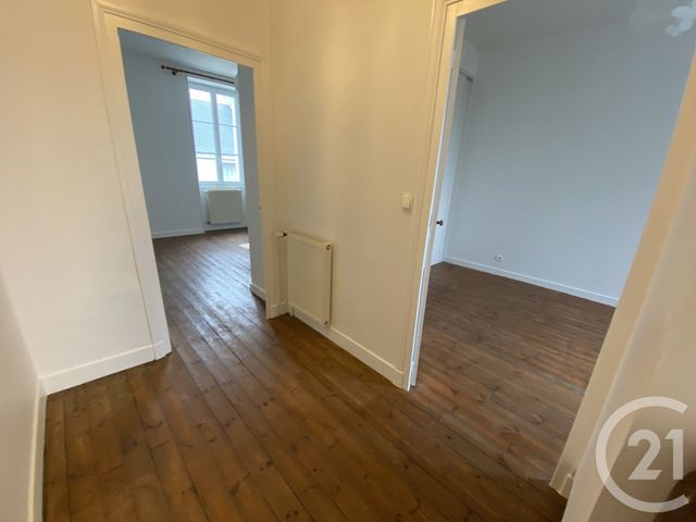 Appartement T3 à louer - 3 pièces - 81.0 m2 - BLAIN - 44 - PAYS-DE-LOIRE - Century 21 Espace De L'Isac