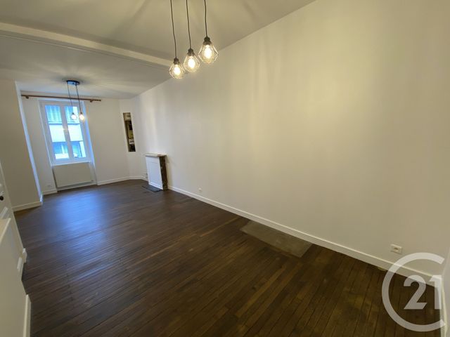Appartement T3 à louer - 3 pièces - 81.0 m2 - BLAIN - 44 - PAYS-DE-LOIRE - Century 21 Espace De L'Isac
