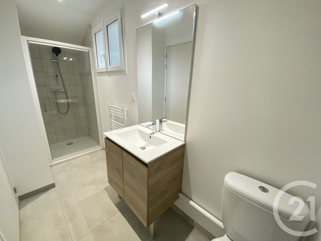 Appartement T3 à louer - 3 pièces - 81.0 m2 - BLAIN - 44 - PAYS-DE-LOIRE - Century 21 Espace De L'Isac