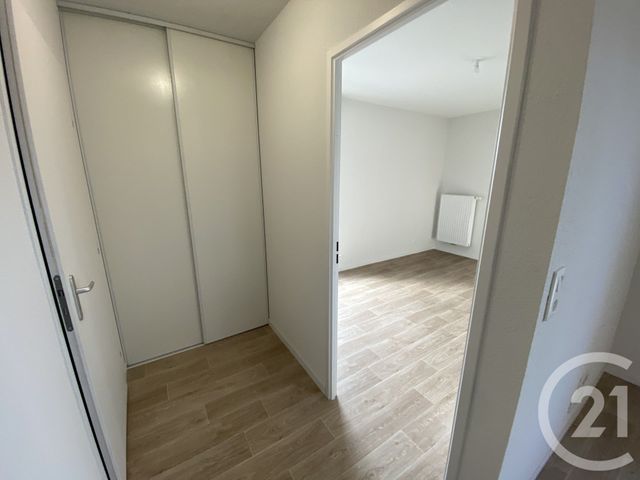 Appartement T2 à louer - 2 pièces - 43.69 m2 - BLAIN - 44 - PAYS-DE-LOIRE - Century 21 Espace De L'Isac