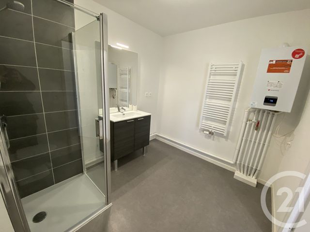 Appartement T2 à louer - 2 pièces - 43.69 m2 - BLAIN - 44 - PAYS-DE-LOIRE - Century 21 Espace De L'Isac