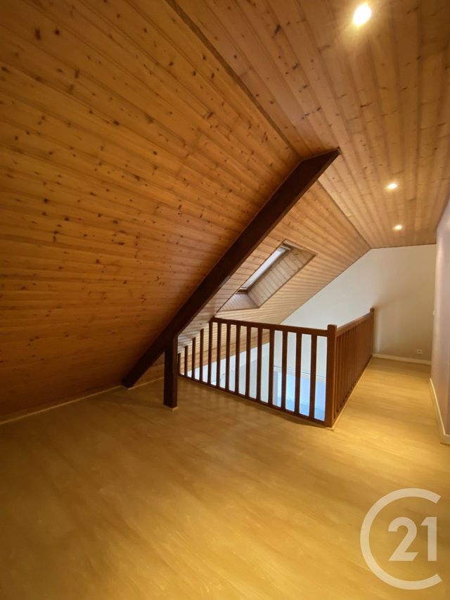 maison à louer - 5 pièces - 115.2 m2 - BLAIN - 44 - PAYS-DE-LOIRE - Century 21 Espace De L'Isac