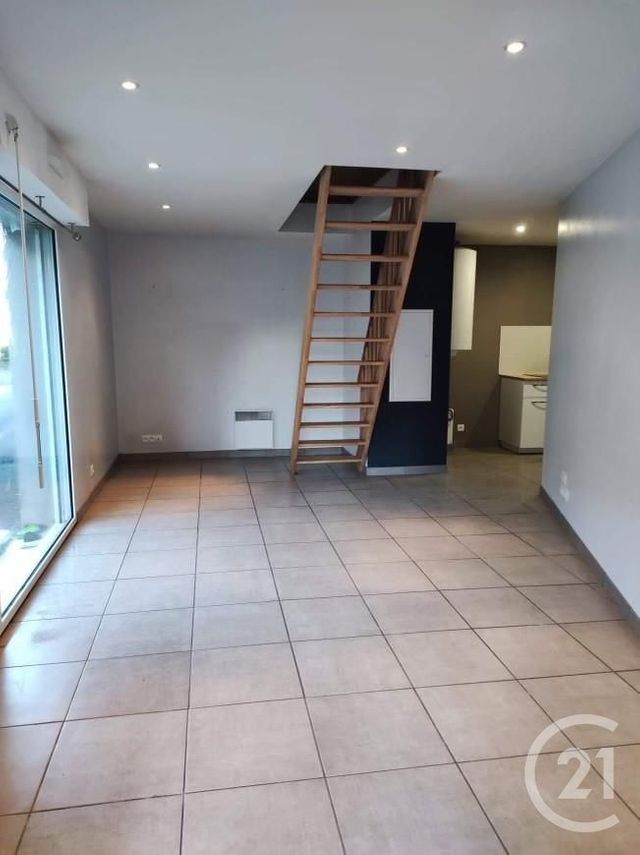 Appartement T2 à louer - 2 pièces - 44.72 m2 - FAY DE BRETAGNE - 44 - PAYS-DE-LOIRE - Century 21 Espace De L'Isac