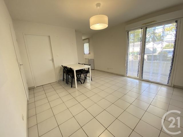 Appartement T3 à louer - 3 pièces - 51.4 m2 - BLAIN - 44 - PAYS-DE-LOIRE - Century 21 Espace De L'Isac